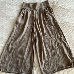 Aritzia tan wide leg crop pants